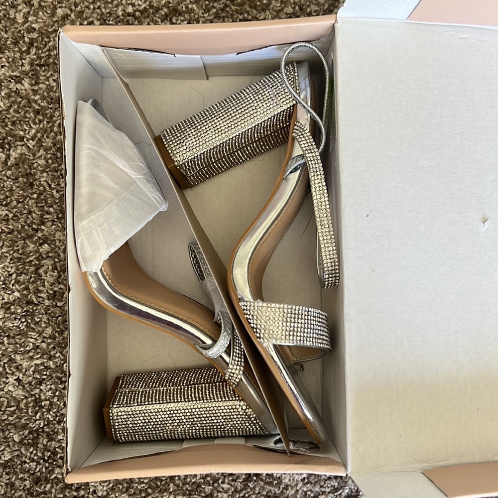 NEW Rhinestone High Heels - Picture 2 of 7